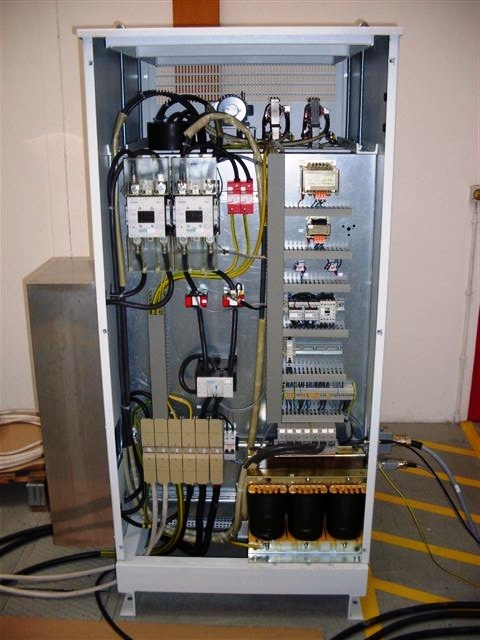 Мобильная установка для поверки трансформаторов напряжения 110-750 кВ ST300